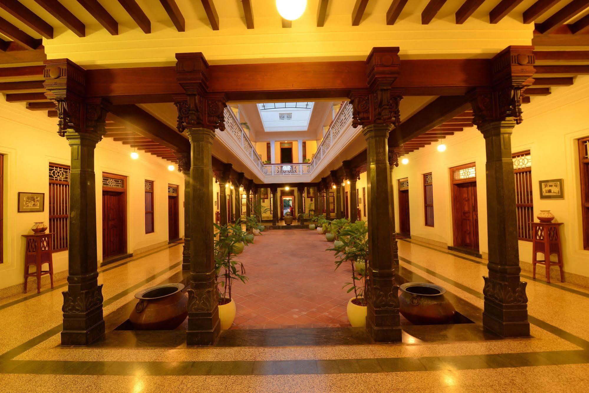 Visalam Chettinad Palace - A Cgh Earth Experience Kanadukattan Экстерьер фото